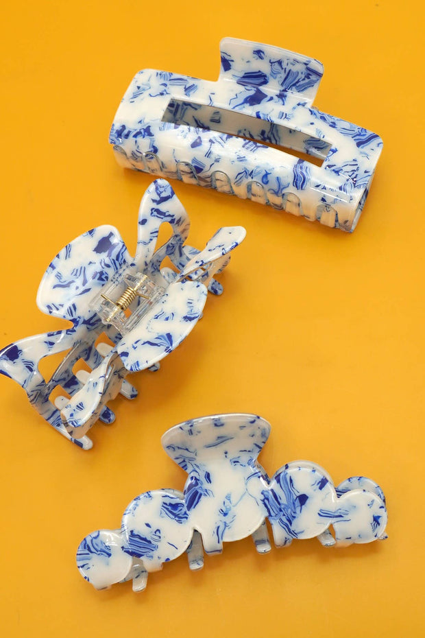 VINTAGE TOILE PATTERN HAIR CLAW CLIPS