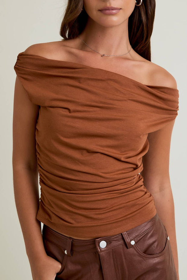 Arlette Off-Shoulder Top