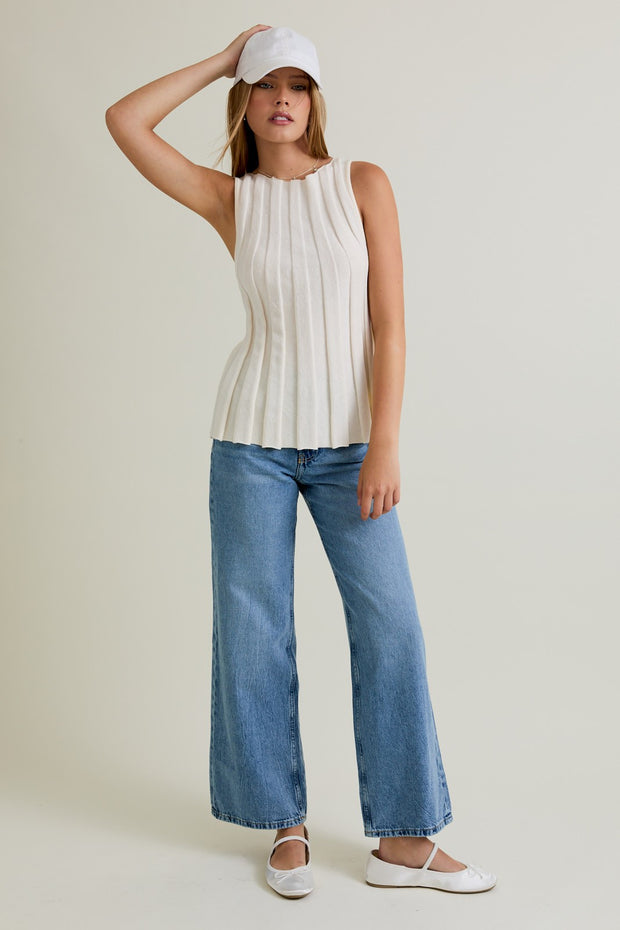 Ribbed Wave Tank
