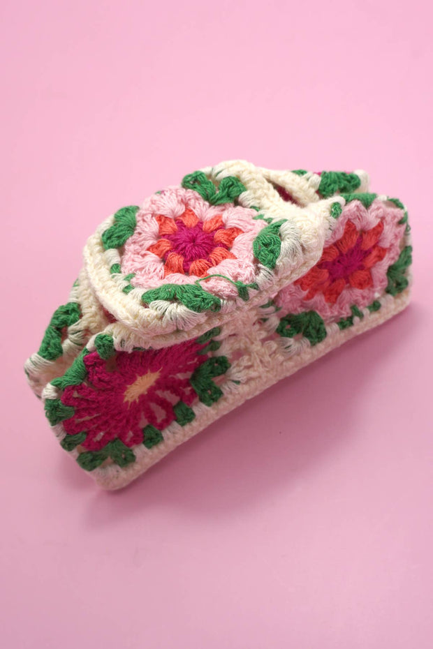 JUMBO CROCHET FLORAL HAIR CLAW CLIPS