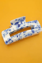 VINTAGE TOILE PATTERN HAIR CLAW CLIPS