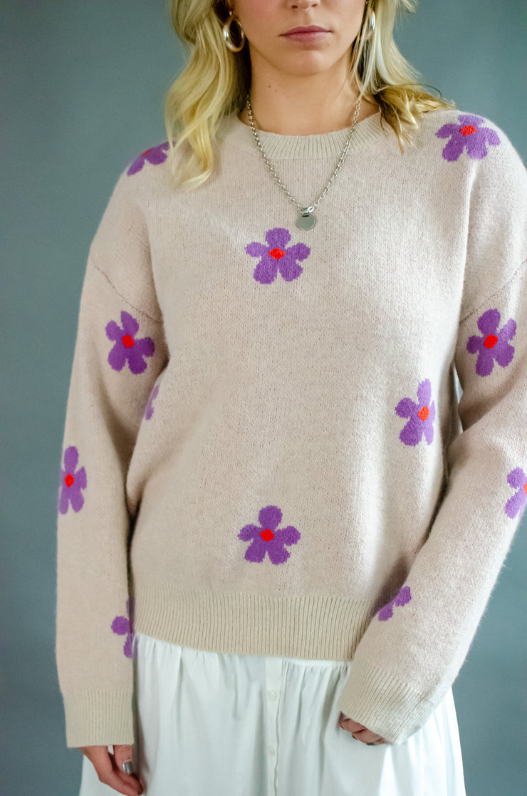 Wylie Flower Sweater Beige