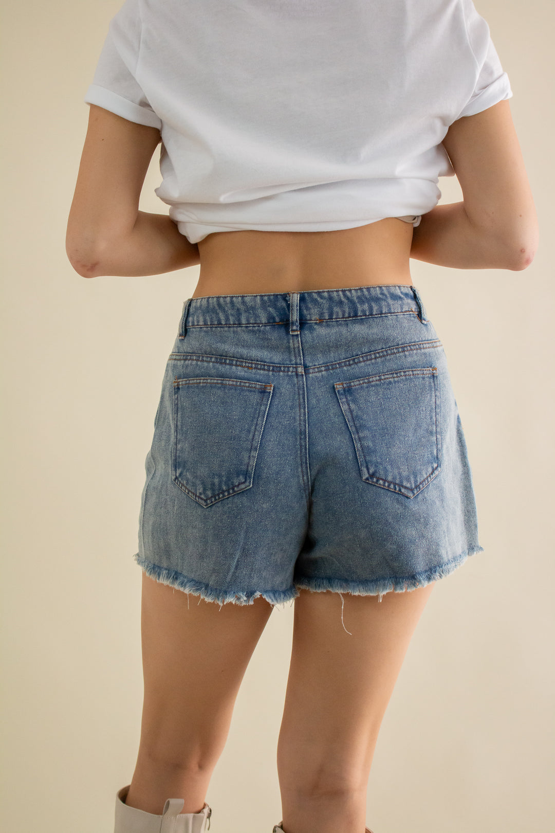 Kita Distressed Denim Shorts Light – Shellsea