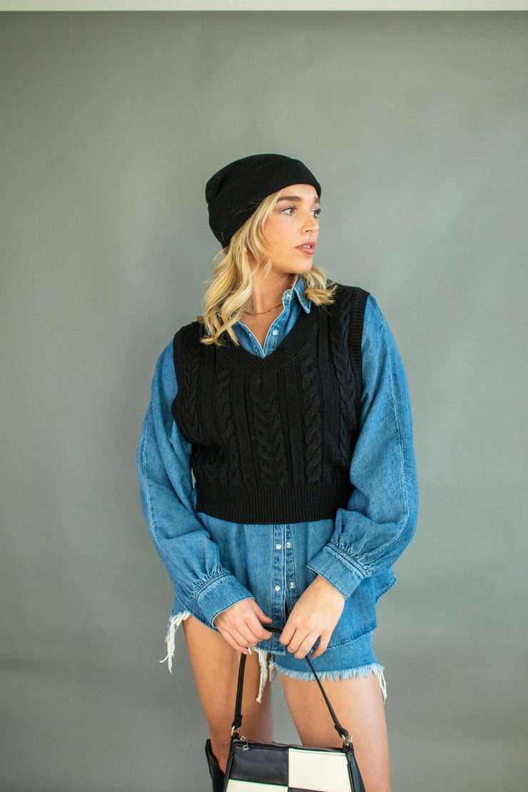 Leah Sweater Vest Black