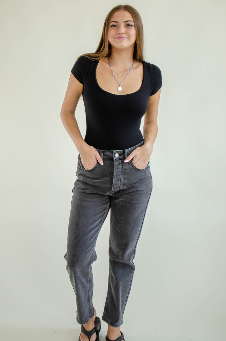 Allie Short Sleeve Bodysuit Black