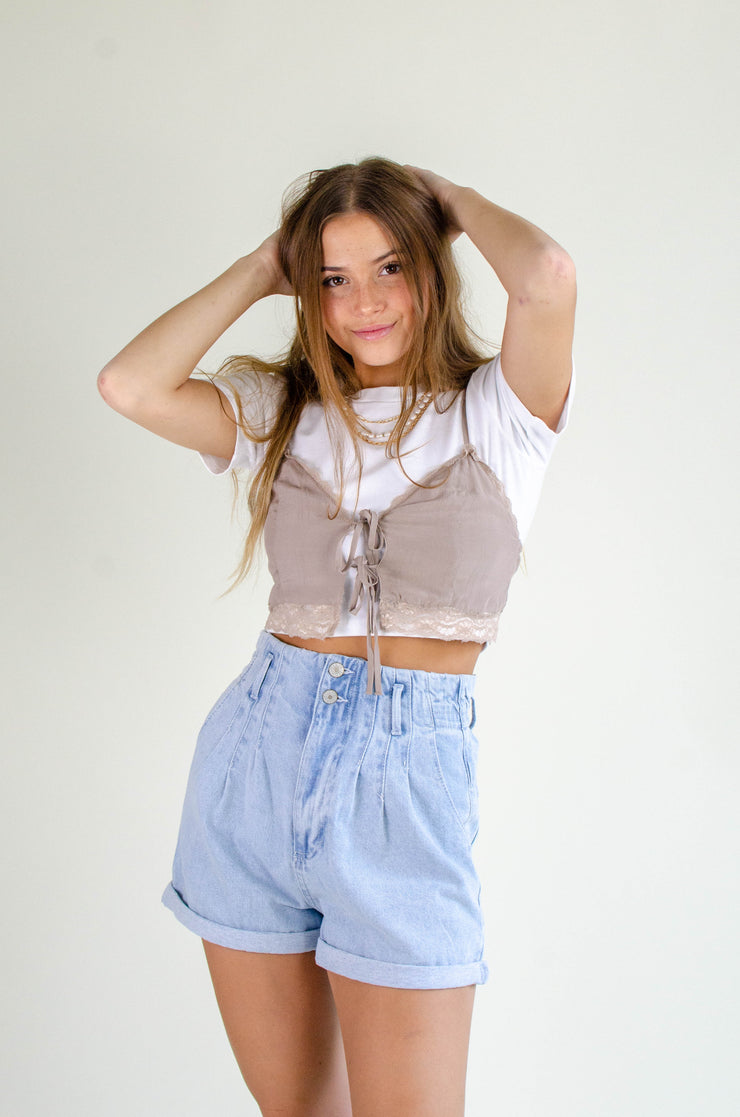 Bree Paperbag Shorts Light Wash