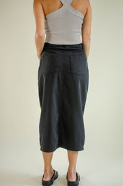 Cam Front Slit Midi Skirt Black
