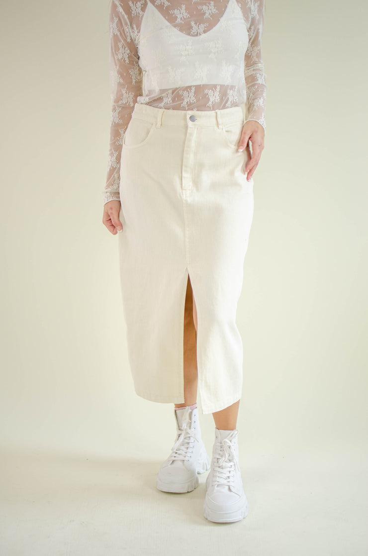 Cam Front Slit Midi Skirt White