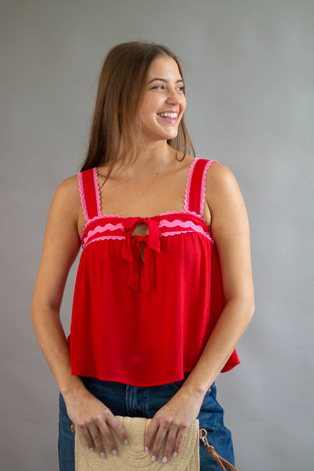 Wavy Trim Tank Top