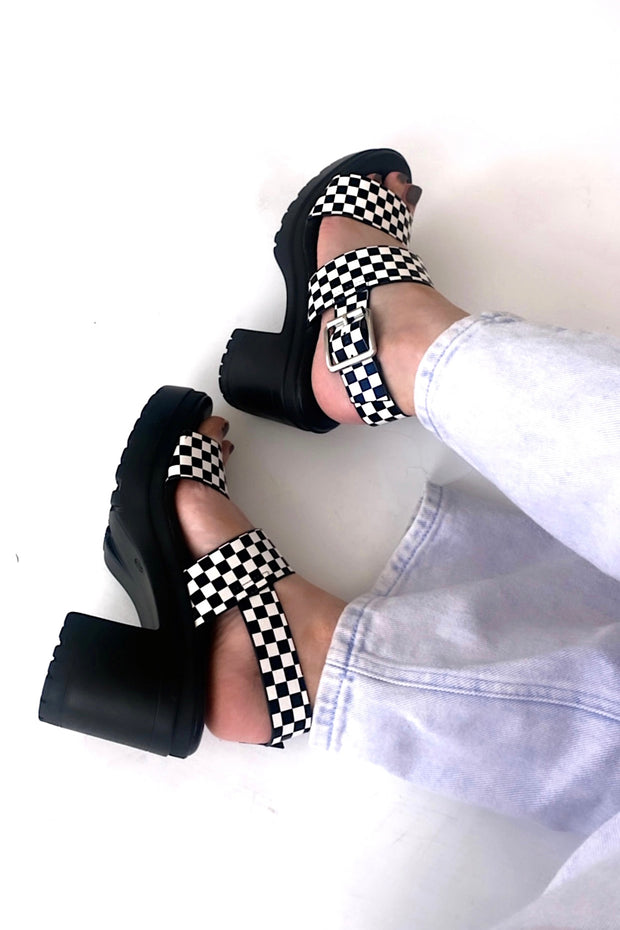 Tiffany Platform Sandals Checkered
